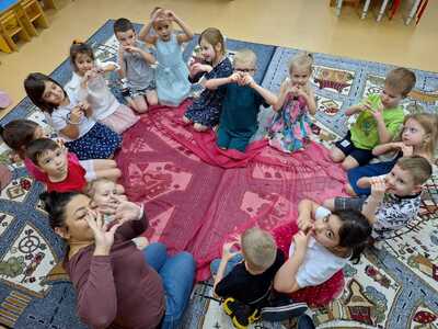 Пример одежды для воспитанников ДОУ